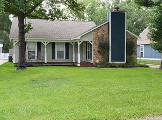 7355 Quorum Dr, Baton Rouge, LA 70817