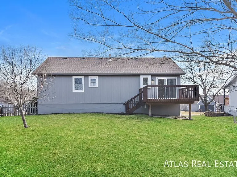 710 S Park Dr — Photo 14