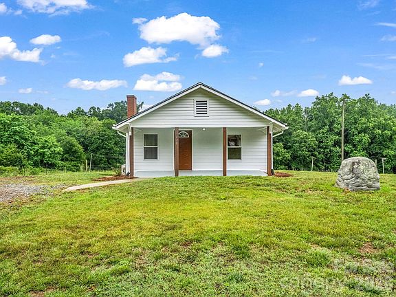 4th image of 170 Dobbins Rd