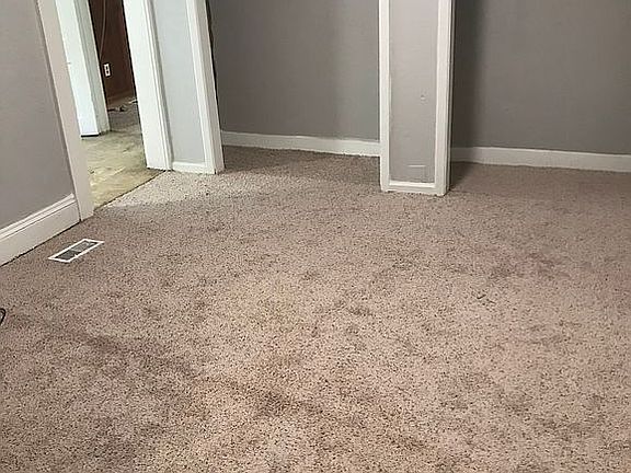 3rd image of 513 Whitney Ave