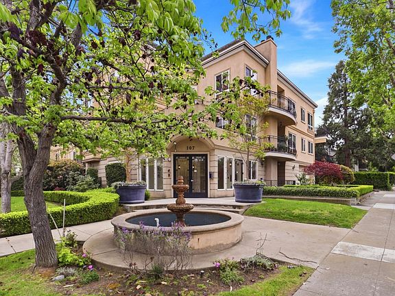 2nd image of 107 El Camino Real APT 302