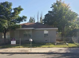 126 Pear St, Roswell, NM 88201