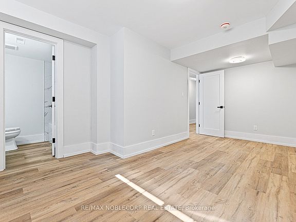 3rd image of 108 Enderby Rd #2