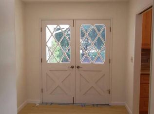 12822 La Barranca Rd, Los Altos Hills, CA 94022