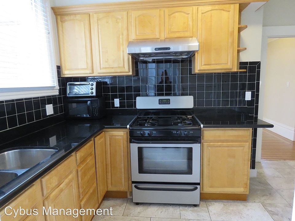 1st image of 1562 Vallejo St APT 4