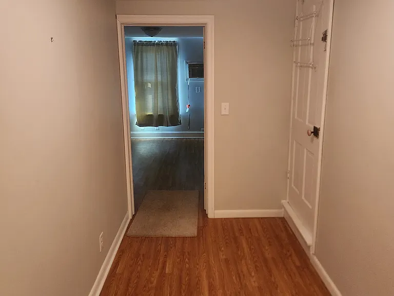 317 E Weidman St — Photo 9