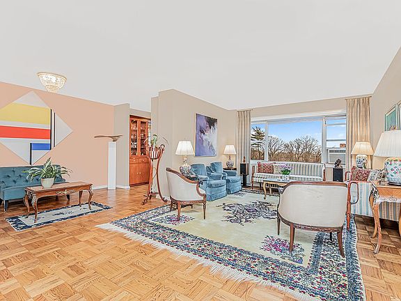 2nd image of 750 Kappock St APT 405