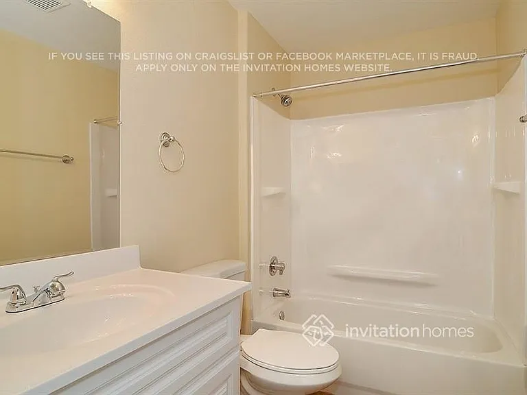 2351 SW Freeman St — Photo 14