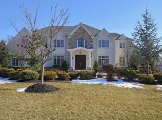 45 Geiger Ln, Warren, NJ 07059