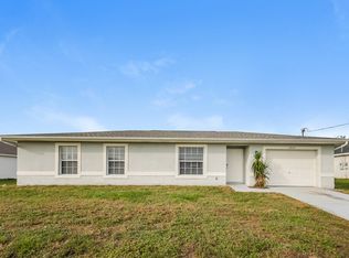 2810 39th St SW, Lehigh Acres, FL 33976
