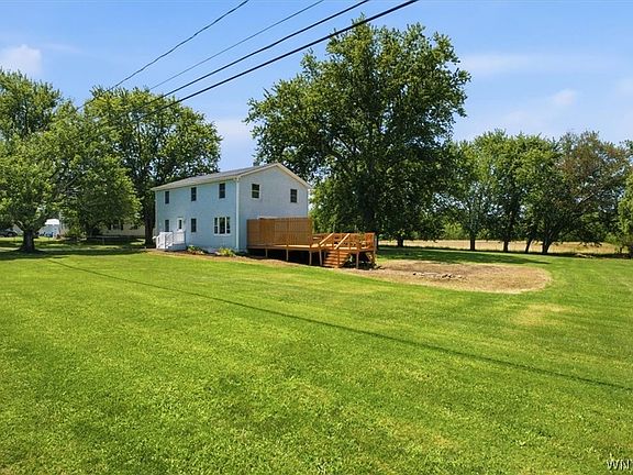 3rd image of 2300 Fuller Rd