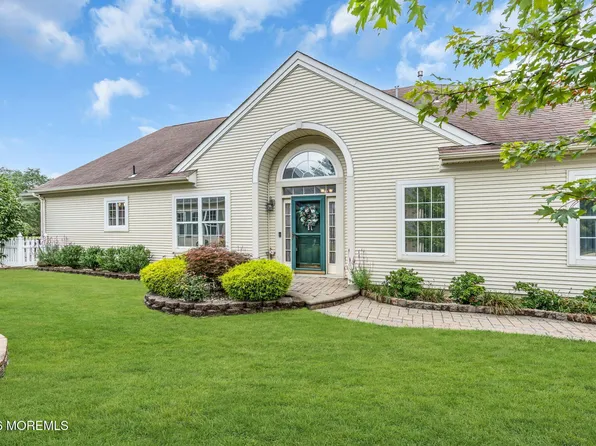 6 Avalon Court, Manchester, NJ 08759