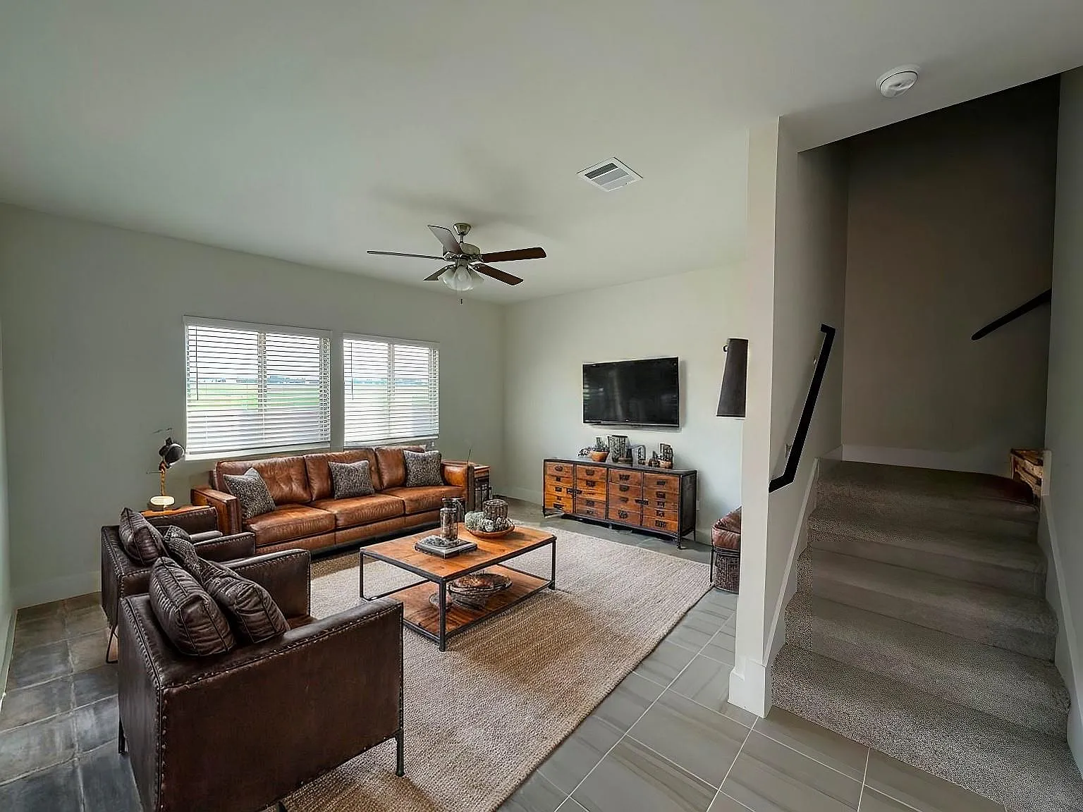 549 White Steppe Way — Photo 3