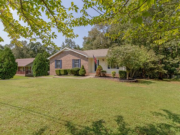 3rd image of 3463 Eastridge Rd