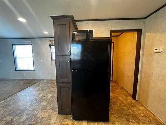 3rd image of 7769 Kimberly Dr #136