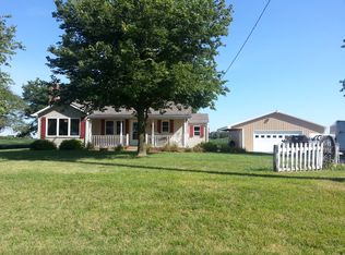 5534 W 4000n Rd, Kankakee, IL 60901