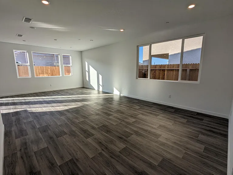 7053 E Homan Ave — Photo 6