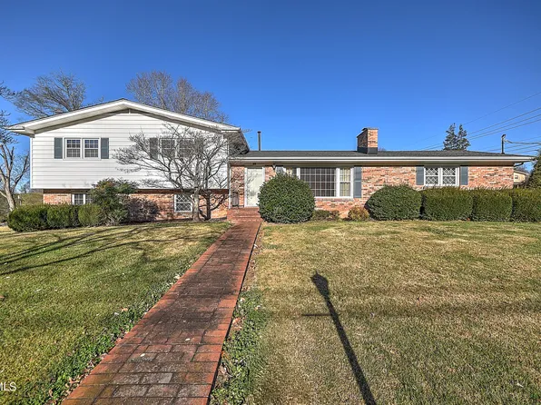 161 Echo Ln, Bluff City, TN 37618