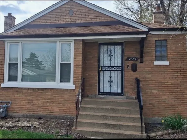 14230 S Wallace Ave, Riverdale, IL 60827