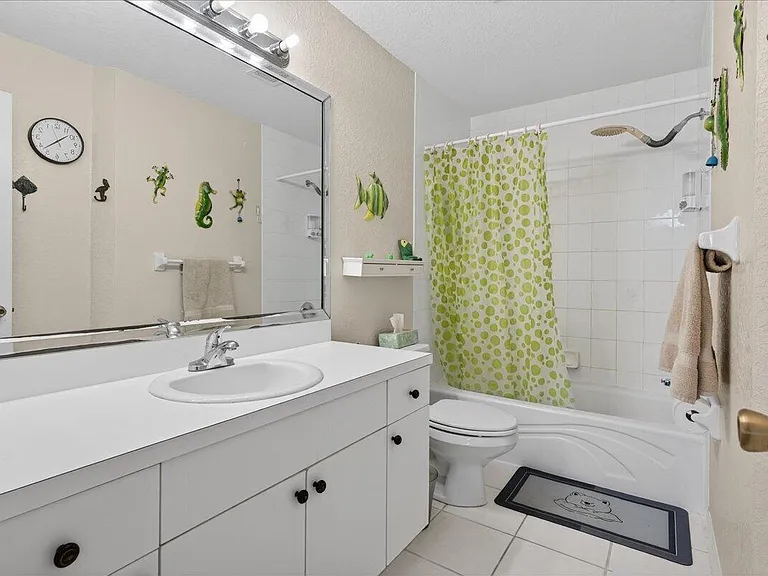 1810 Waterford Dr #6 — Photo 12