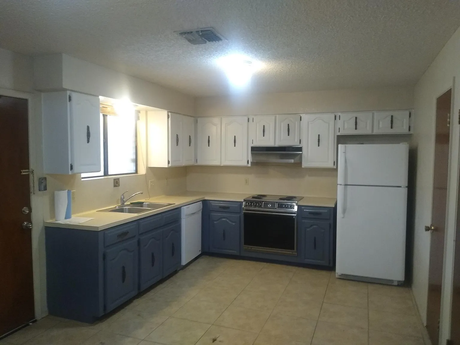 3 bed, 1239 sqft, $1,495 — Photo 2