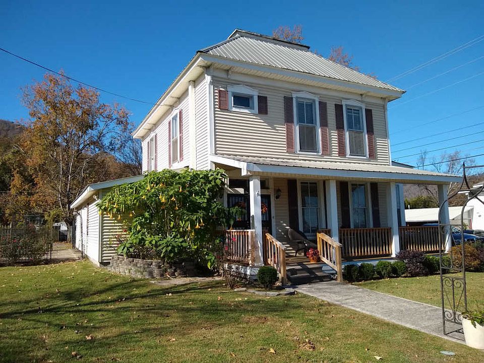 1st image of 800 Elm Ave