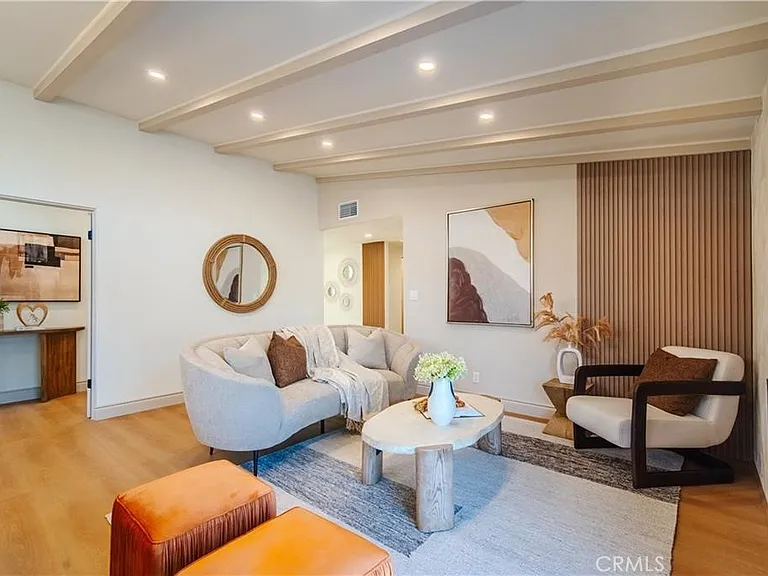 236 Mission Dr — Photo 7