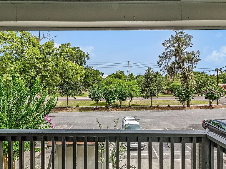 A3555 Chelsea Lane — Photo 9