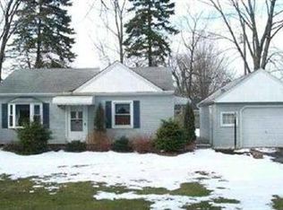 1912 Aberdeen Rd, Madison, OH 44057