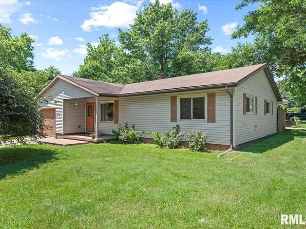 25 Ivy Hill Dr, Riverton, IL 62561