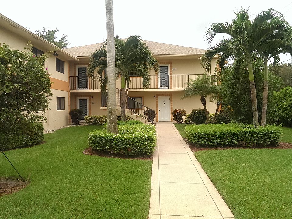 1st image of 15144 Ashland St APT 258
