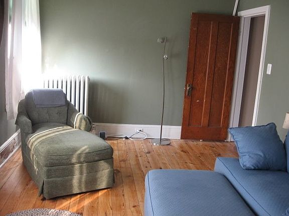 2nd image of 706 N Market St