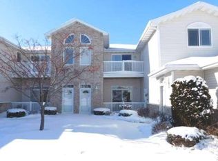 4011 Hazelnut Ct, Sheboygan, WI 53081