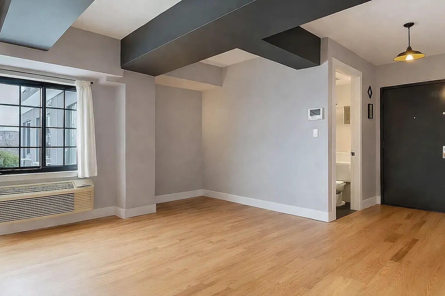 186 Lenox Road — Photo 4