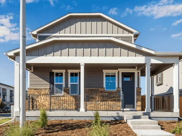 22616 E 7th Pl, Aurora, CO 80018