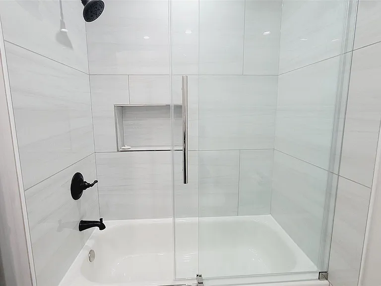 16002 Maple Acres Ct — Photo 16