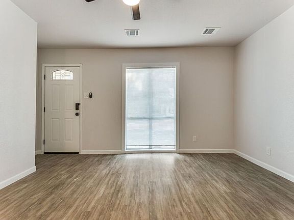2nd image of 101 W Avenue F
