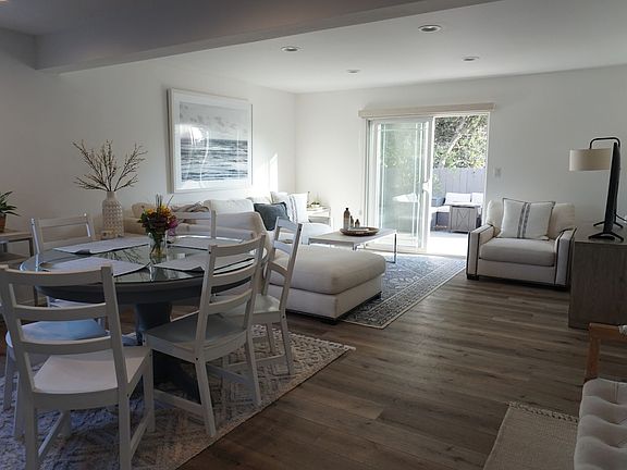 3rd image of 4575 Diane Way