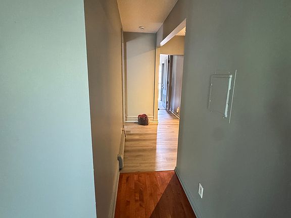 3rd image of 10 Sibley Pl APT 3