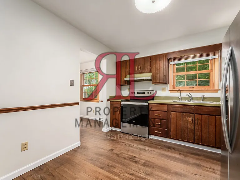 1627 Keats Ct — Photo 10