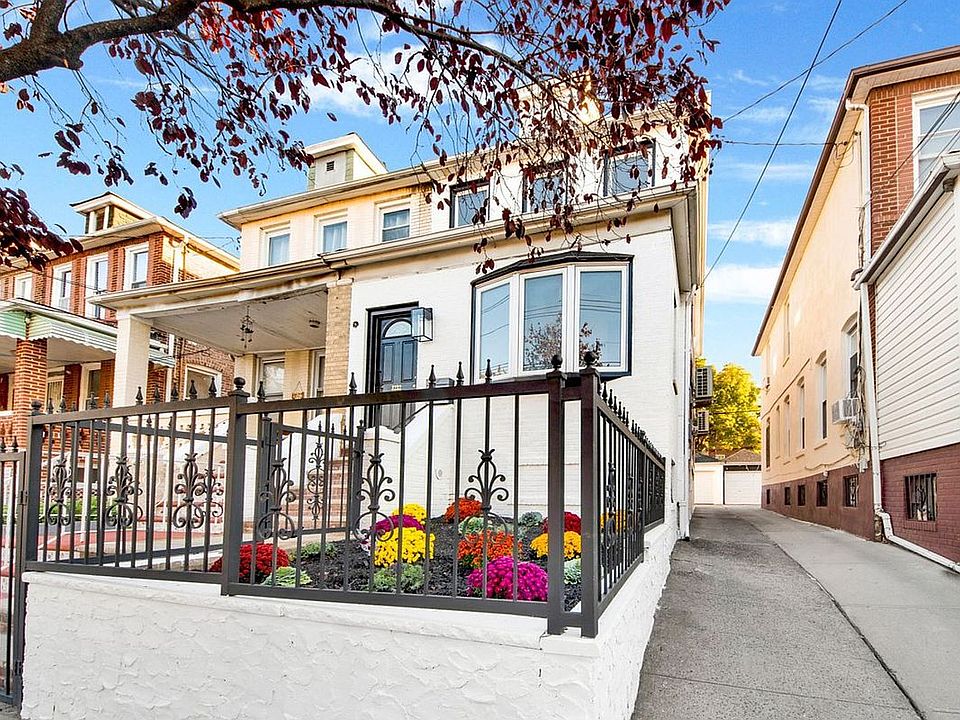 1st image of 3232 Fenton Ave