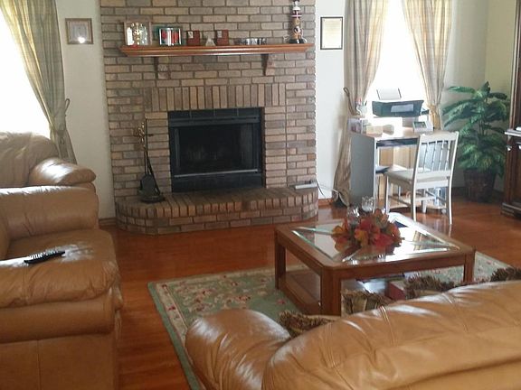 3rd image of 11561 Treasury Cir S