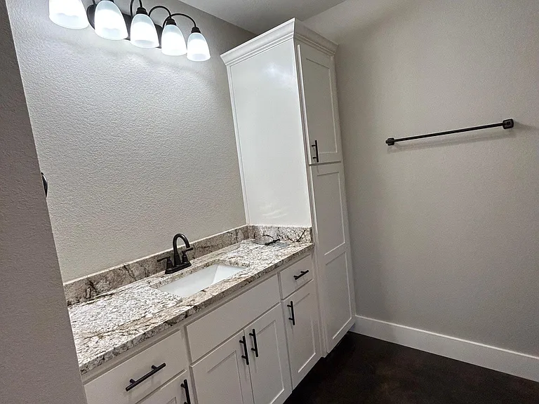 2885 Bobwhite Rd #1 — Photo 15
