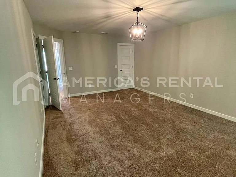 321 Shiloh Creek Dr — Photo 23