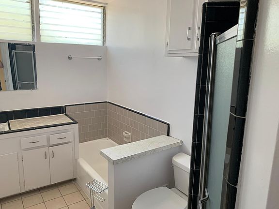 3rd image of 1027 N Edinburgh Ave APT 4