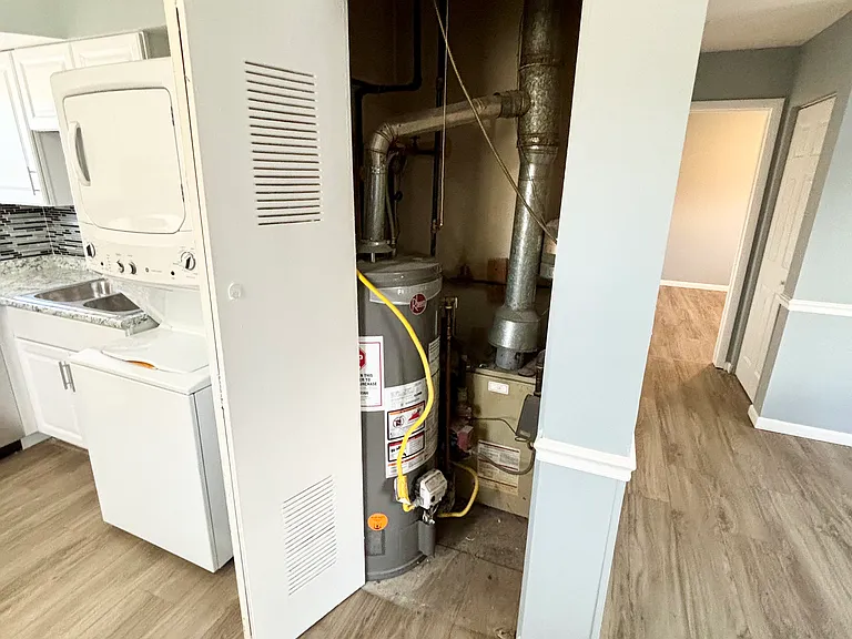 12 Linda St #12 — Photo 14