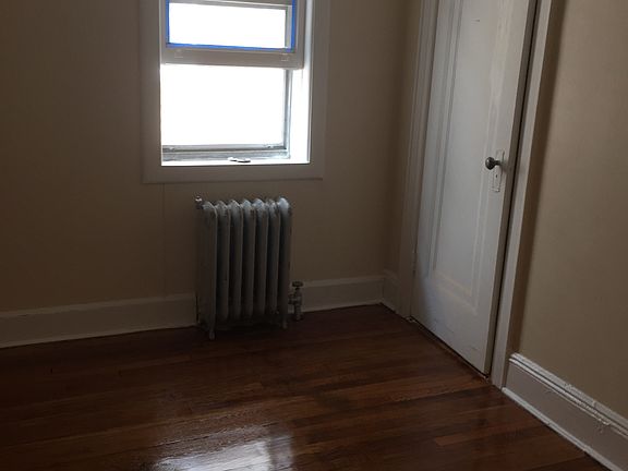 3rd image of 4390 Richardson Ave