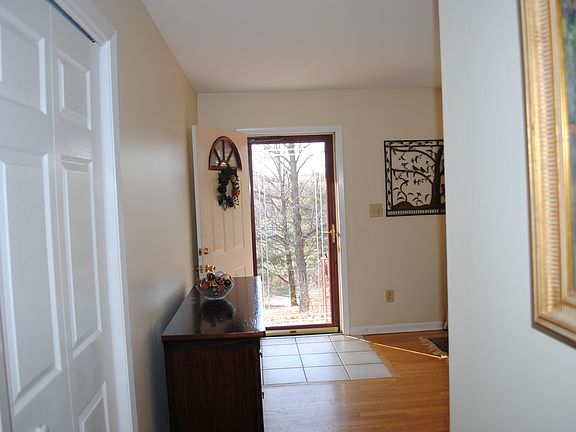 3rd image of 21 Route 94 Newton Nj #07826