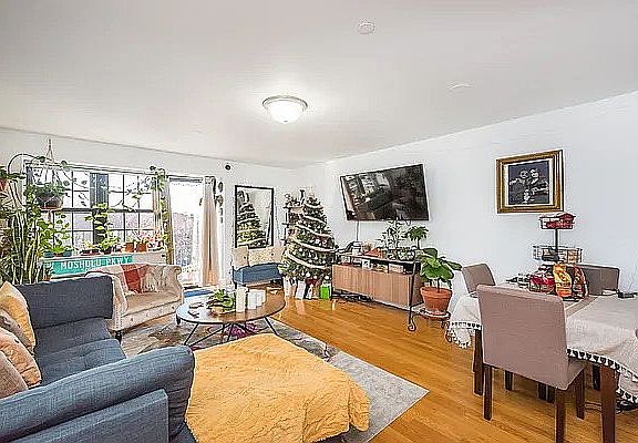 3rd image of 18-10 27th Ave #4