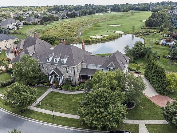 5th image of 9144 Tartan Fields Dr